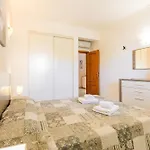 Perola De - T1 Apartment *